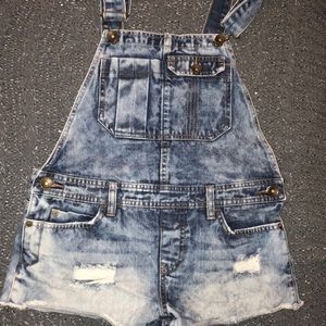 Billabong overall shorts